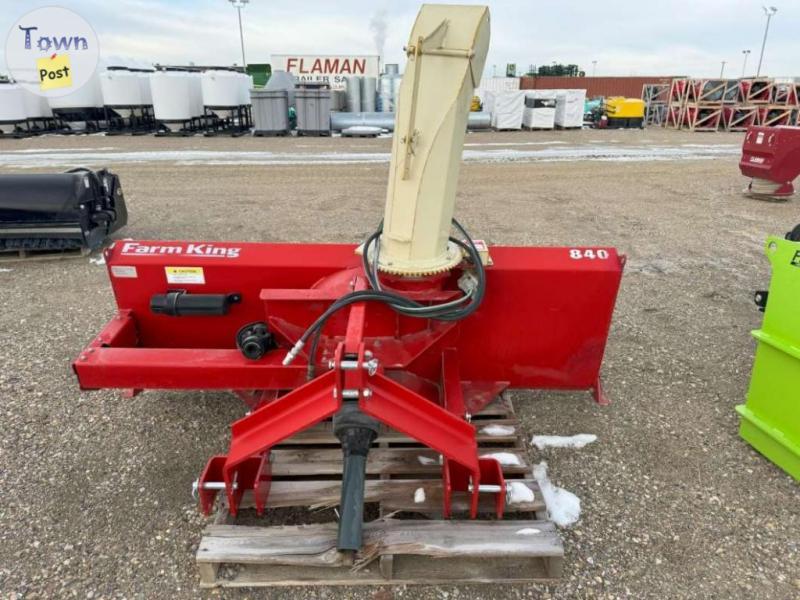 Photo of 84'' Farm King 3pt Hitch Snowblower