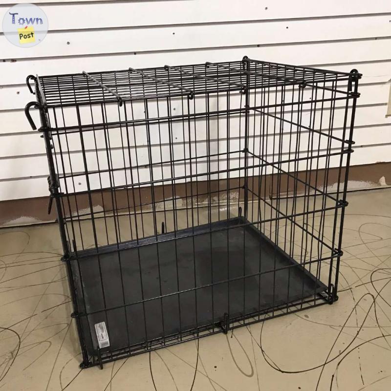 Photo of Small Dog/Cat Metal Crate (Used)