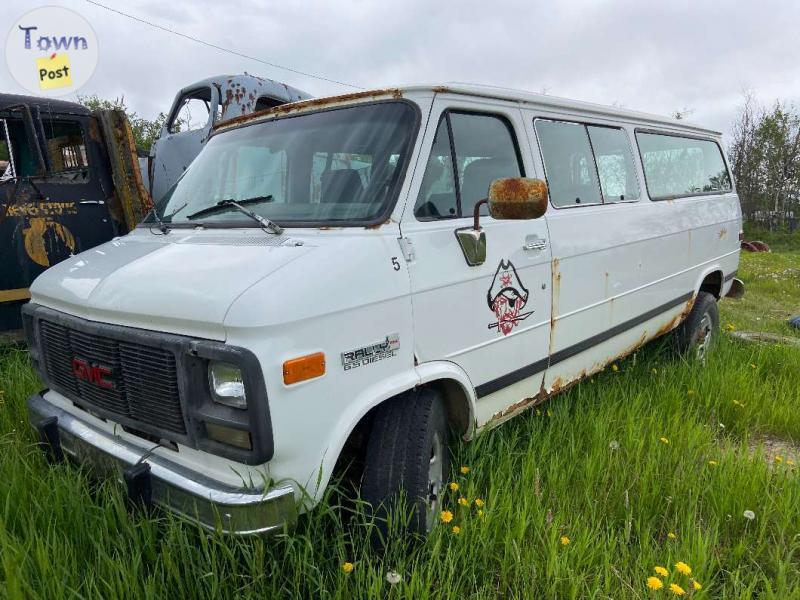 Photo of 1989 GMC Rally