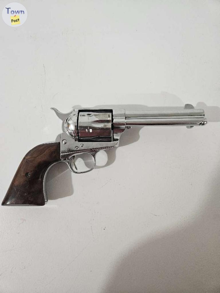 Photo of Colt Single Action Army Antique Status  No PAL needed 