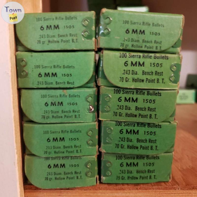 Photo of Sierra 6mm 70gr HPBT bullets in older boxes 