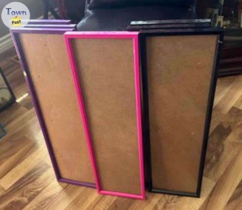 Photo of Picture Frames: 3 Purple,1 Pink, $5 or $1 Each Frame 