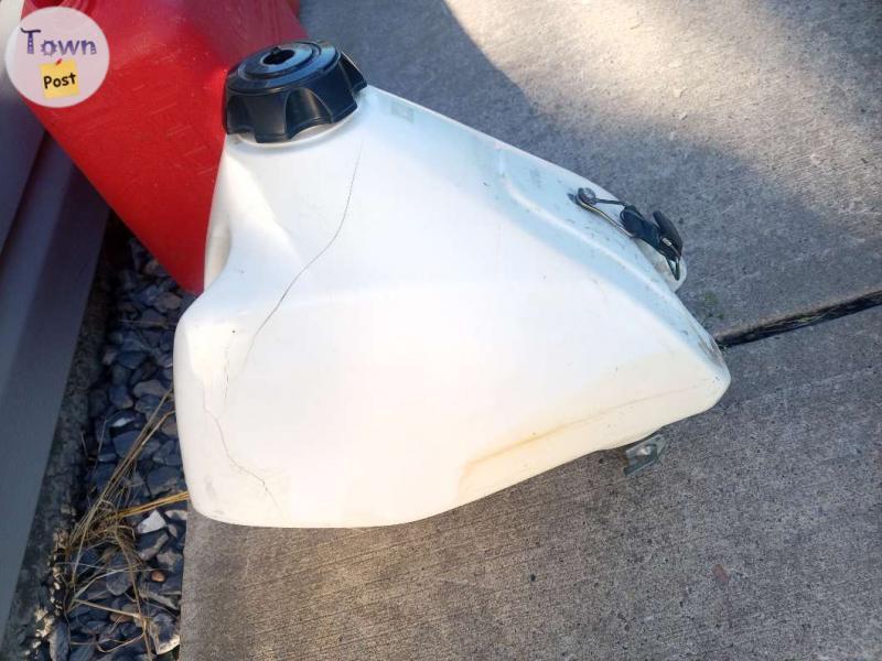 Photo of Honda XR 200 gas fuel tank trade