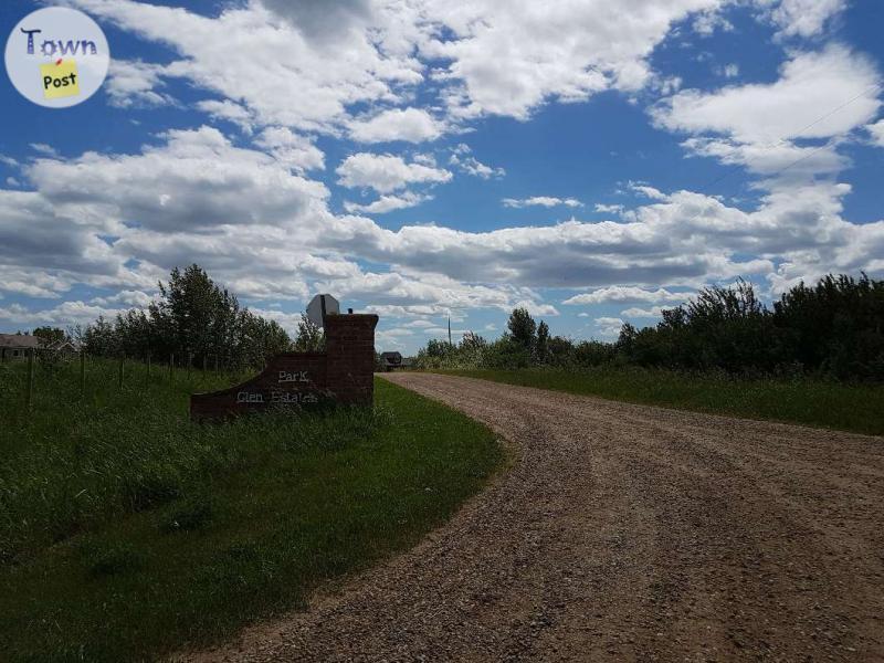 Photo of Elk Island Acreage for Sale