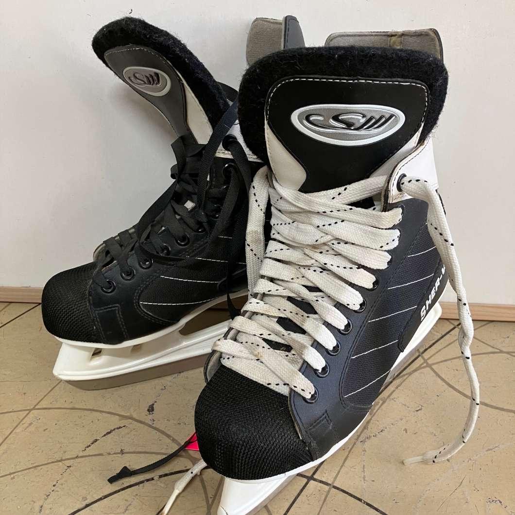 Photo of Hockey skates Size 6 Sherwood (used ice skates)